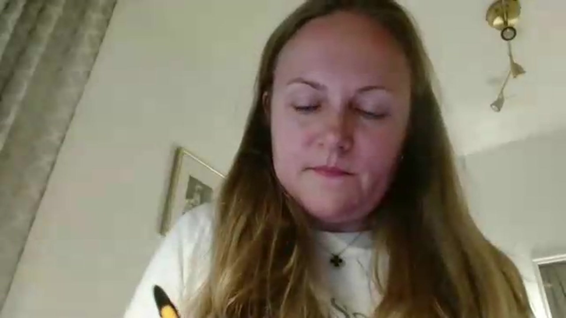 Gallery image thumbnail from JustLily's myfreecams stream on, 06/05/2026, 24:00 image 10 of 20