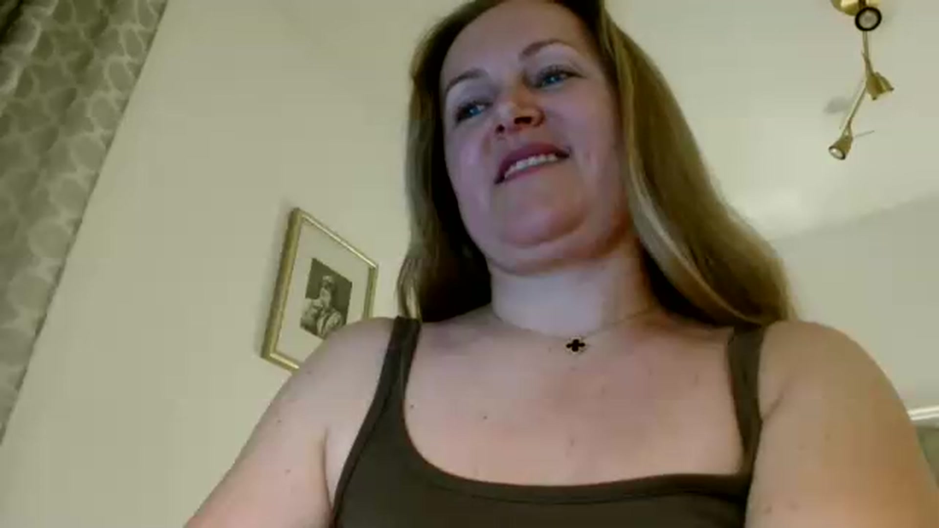 Gallery image thumbnail from JustLily's myfreecams stream on, 06/11/2026, 22:10 image 11 of 20