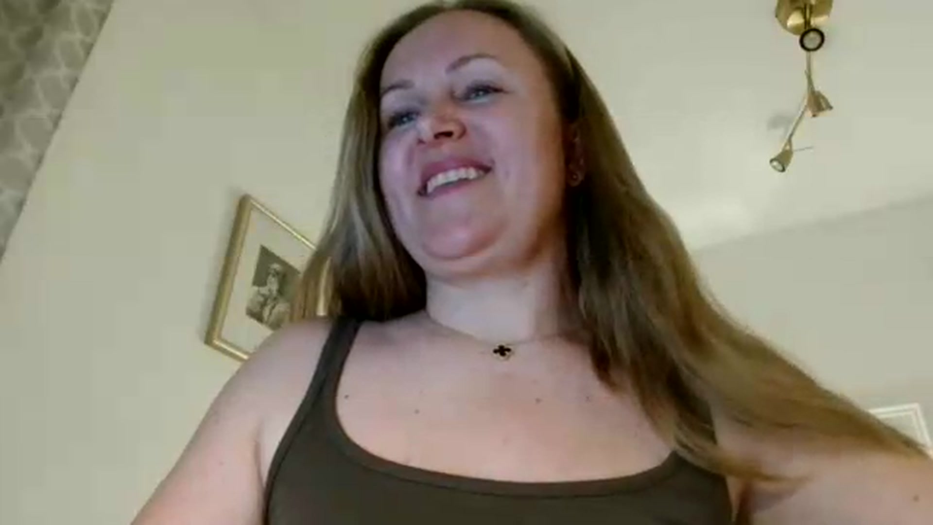 Gallery image thumbnail from JustLily's myfreecams stream on, 06/11/2026, 22:10 image 13 of 20