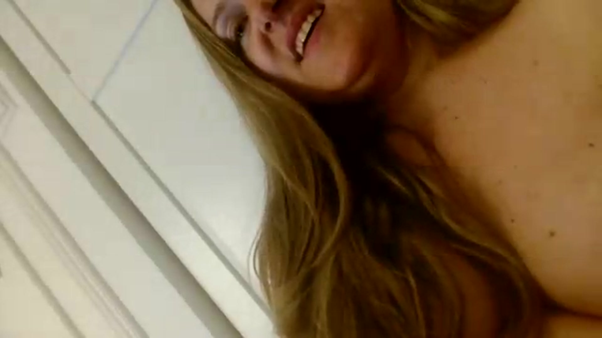 Gallery image thumbnail from JustLily's myfreecams stream on, 06/12/2026, 23:49 image 6 of 20