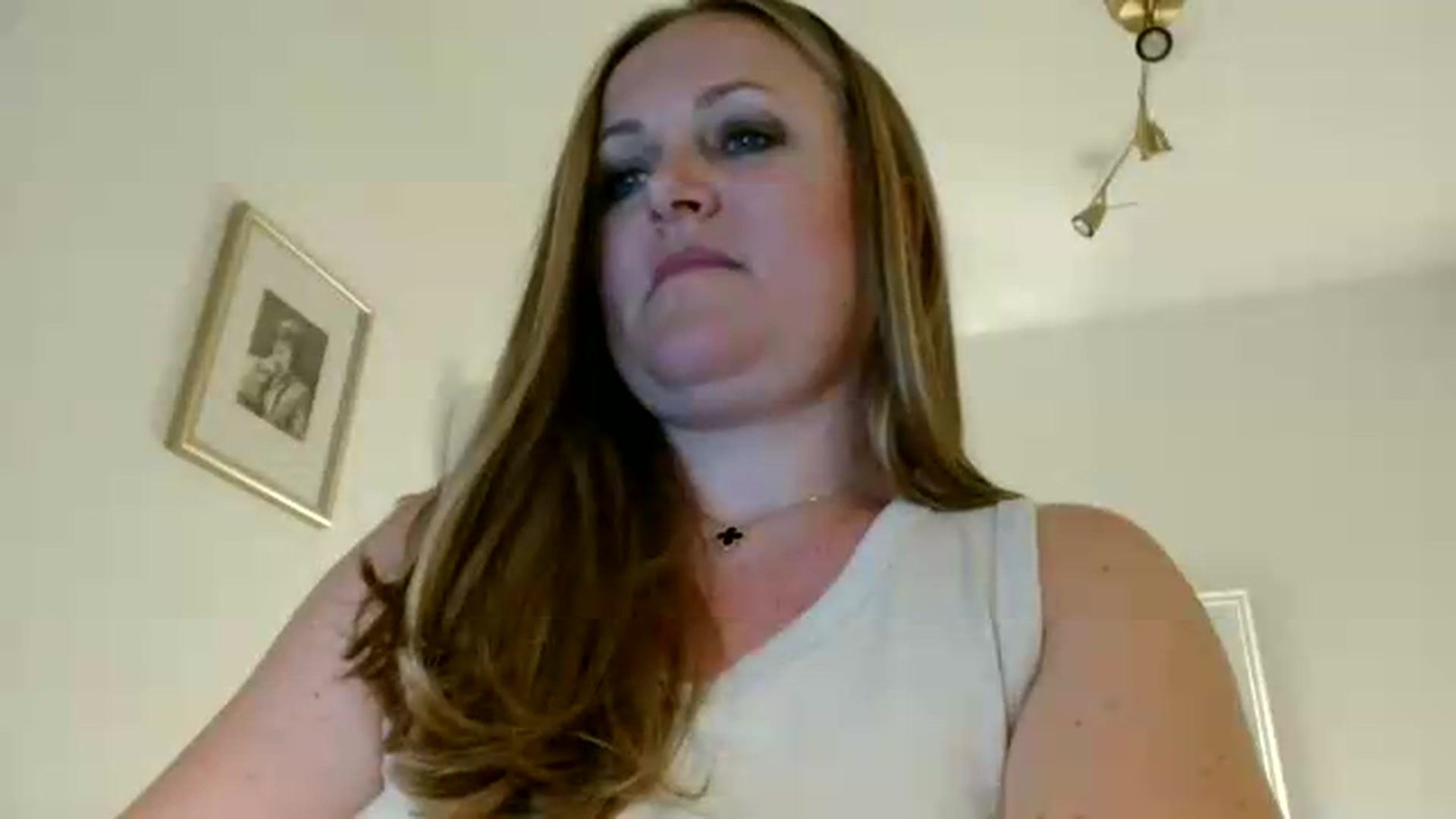 Gallery image thumbnail from JustLily's myfreecams stream on, 06/23/2026, 22:19 image 9 of 20