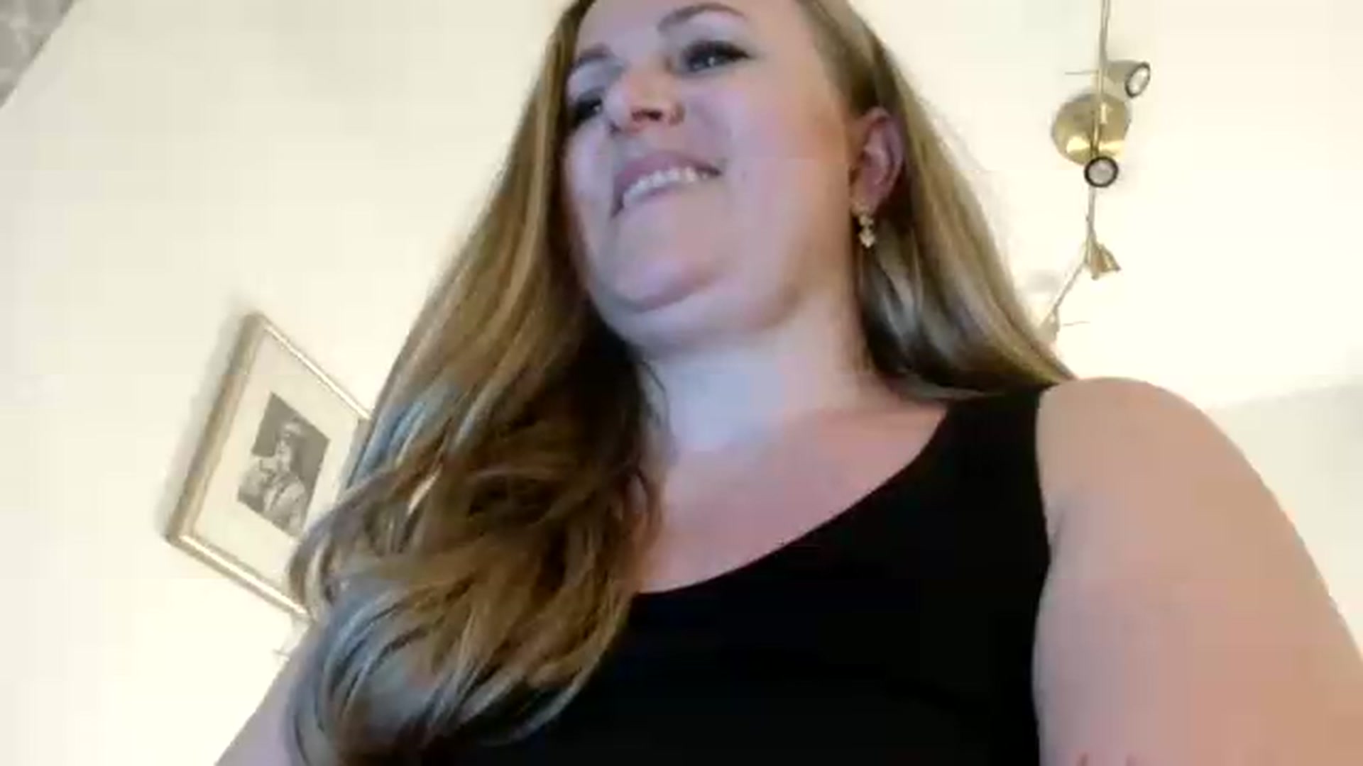 Gallery image thumbnail from JustLily's myfreecams stream on, 07/02/2026, 22:23 image 19 of 20