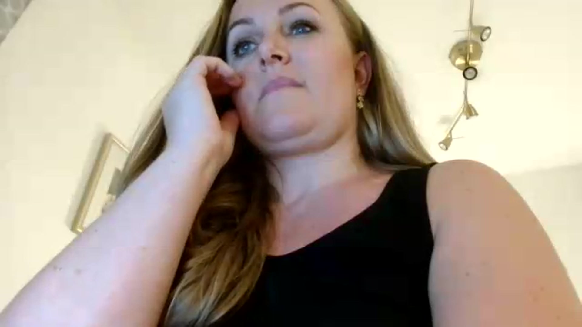 Gallery image thumbnail from JustLily's myfreecams stream on, 07/02/2026, 22:23 image 9 of 20