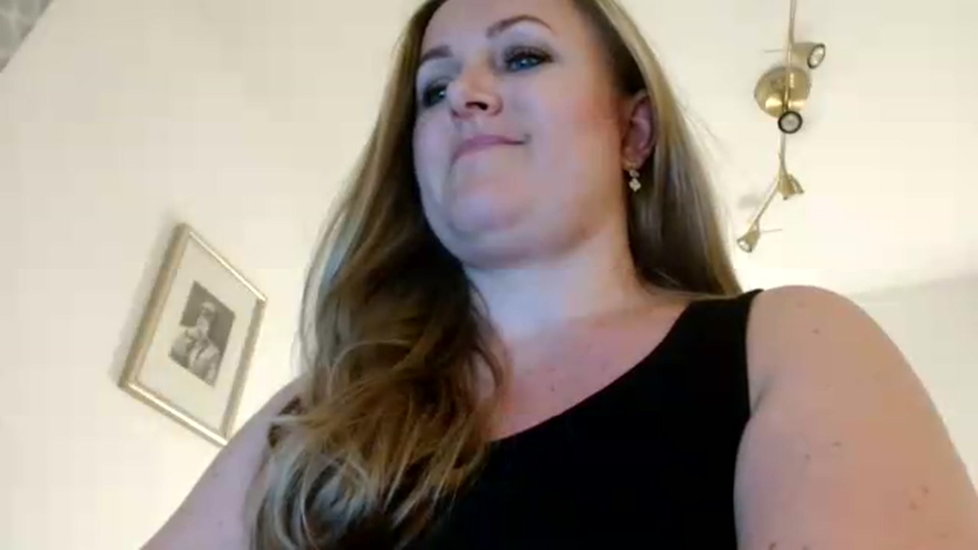 Gallery image thumbnail from JustLily's myfreecams stream on, 07/02/2026, 22:23 image 2 of 20