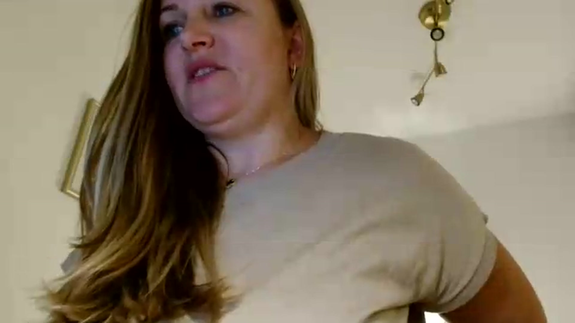 Gallery image thumbnail from JustLily's myfreecams stream on, 07/28/2026, 23:31 image 4 of 20