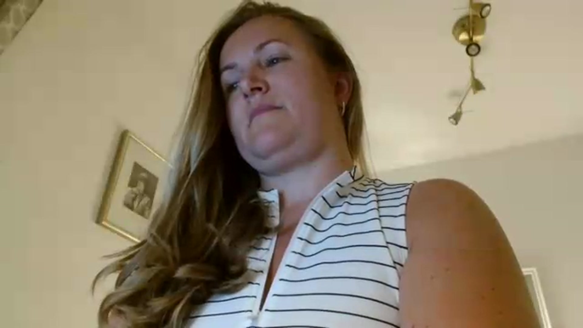 Gallery image thumbnail from JustLily's myfreecams stream on, 08/04/2026, 22:30 image 11 of 20