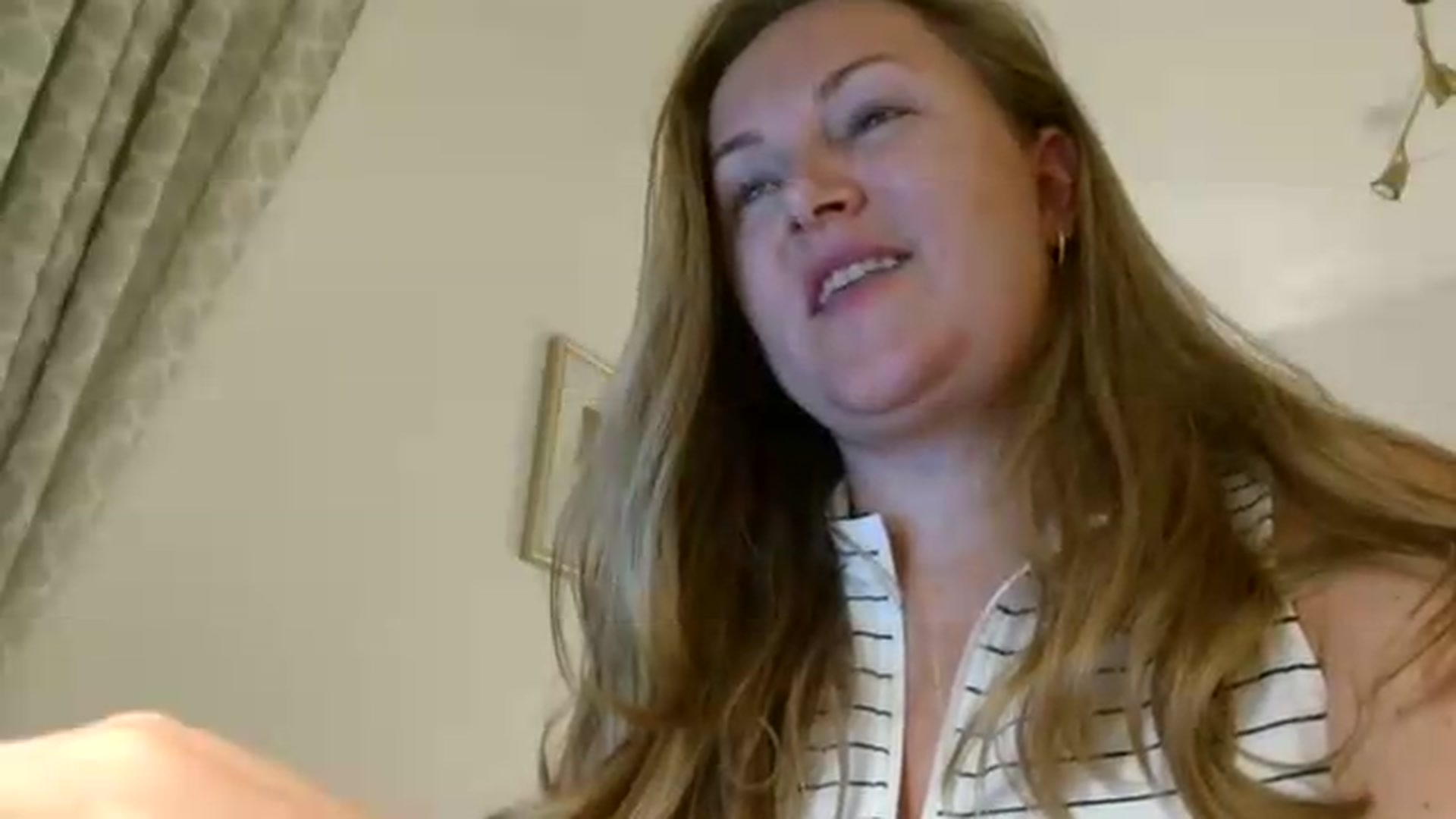 Gallery image thumbnail from JustLily's myfreecams stream on, 08/04/2026, 22:30 image 17 of 20