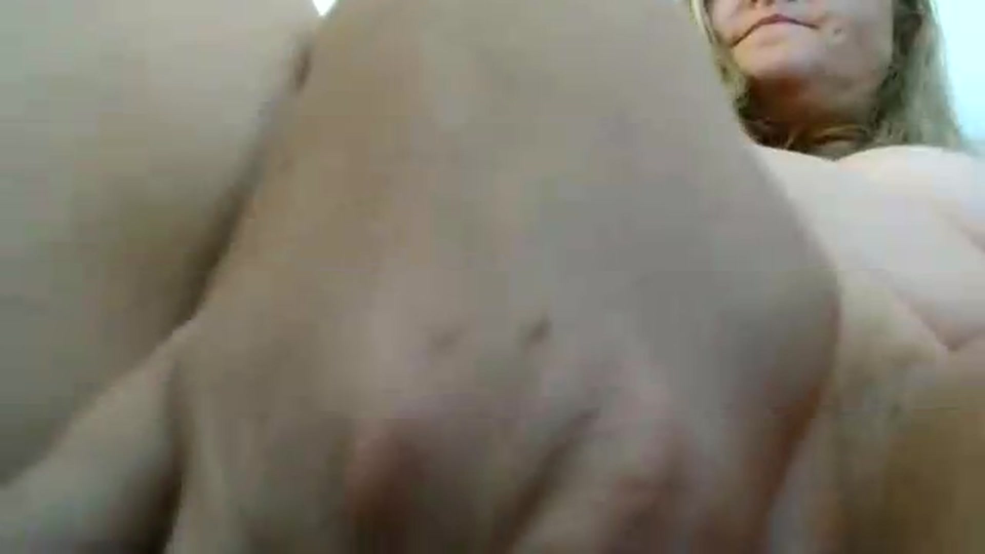 Gallery image thumbnail from JustLily's myfreecams stream on, 08/24/2026, 14:49 image 18 of 20
