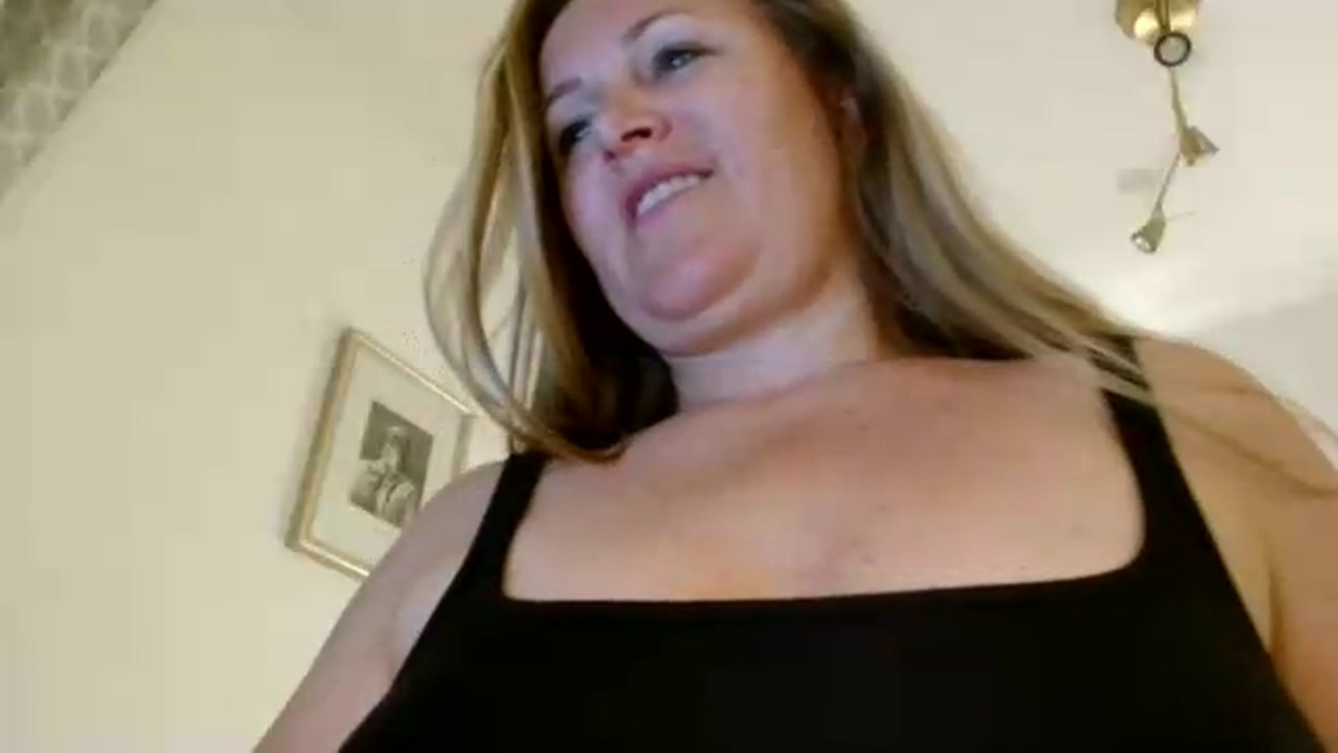Gallery image thumbnail from JustLily's myfreecams stream on, 08/28/2026, 21:30 image 8 of 20