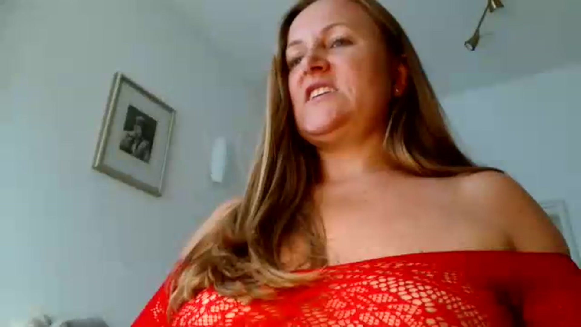 Gallery image thumbnail from JustLily's myfreecams stream on, 09/11/2026, 14:01 image 16 of 20