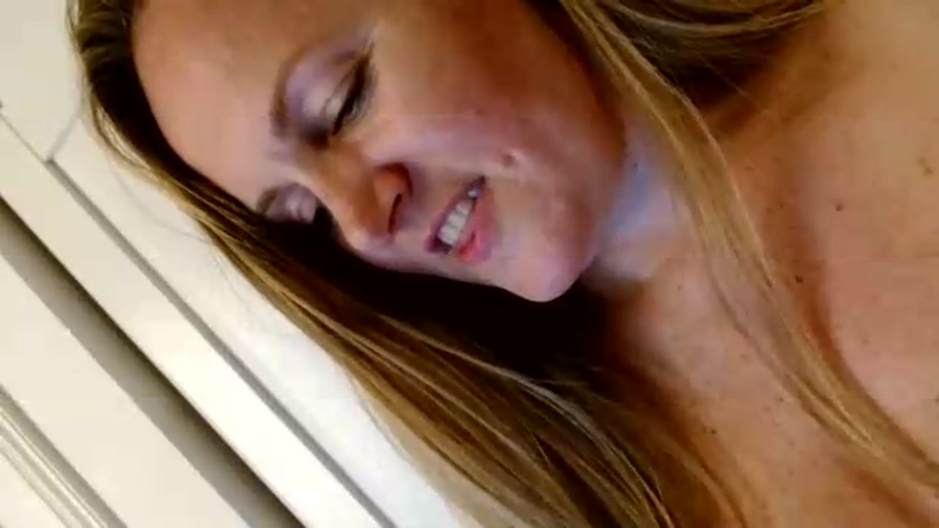 Gallery image thumbnail from JustLily's myfreecams stream on, 09/15/2026, 24:02 image 14 of 20