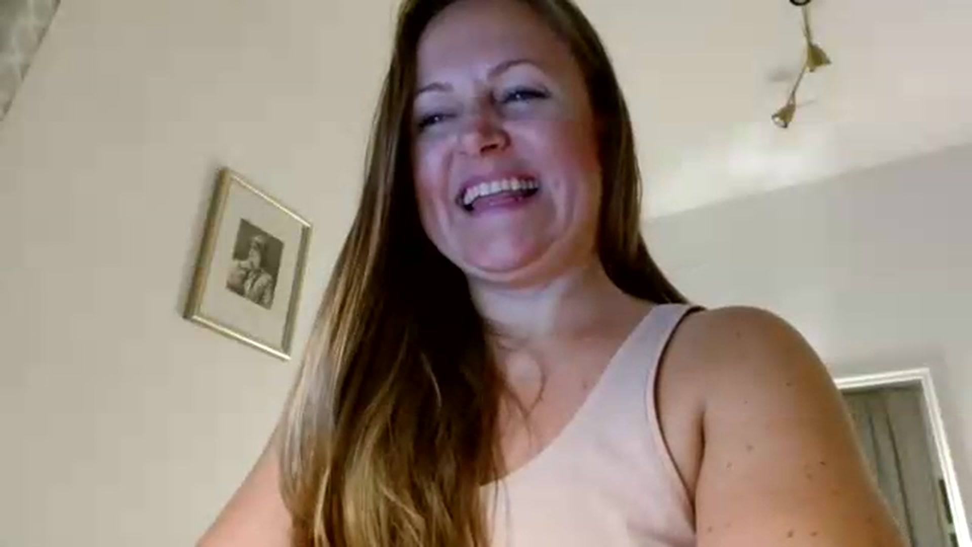 Gallery image thumbnail from JustLily's myfreecams stream on, 09/15/2026, 24:02 image 8 of 20
