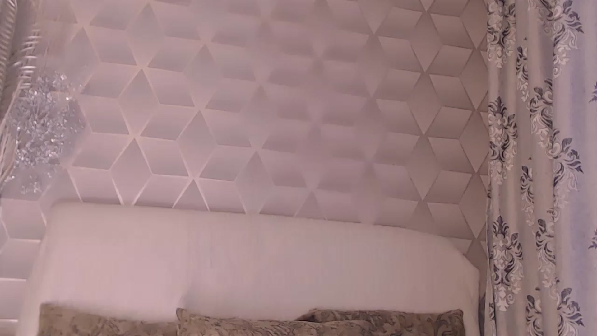 Gallery image thumbnail from JustMaxim's myfreecams stream on, 12/12/2022, 13:11 image 20 of 20