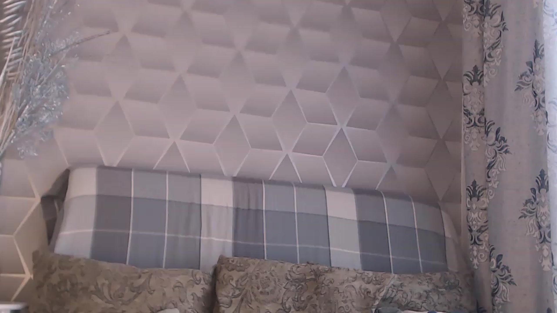 Gallery image thumbnail from JustMaxim's myfreecams stream on, 03/19/2023, 10:34 image 9 of 20