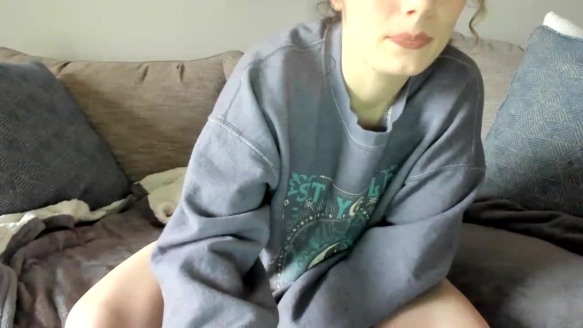 Gallery image thumbnail from JustMeKC's myfreecams stream on, 01/06/2023, 19:00 image 10 of 20