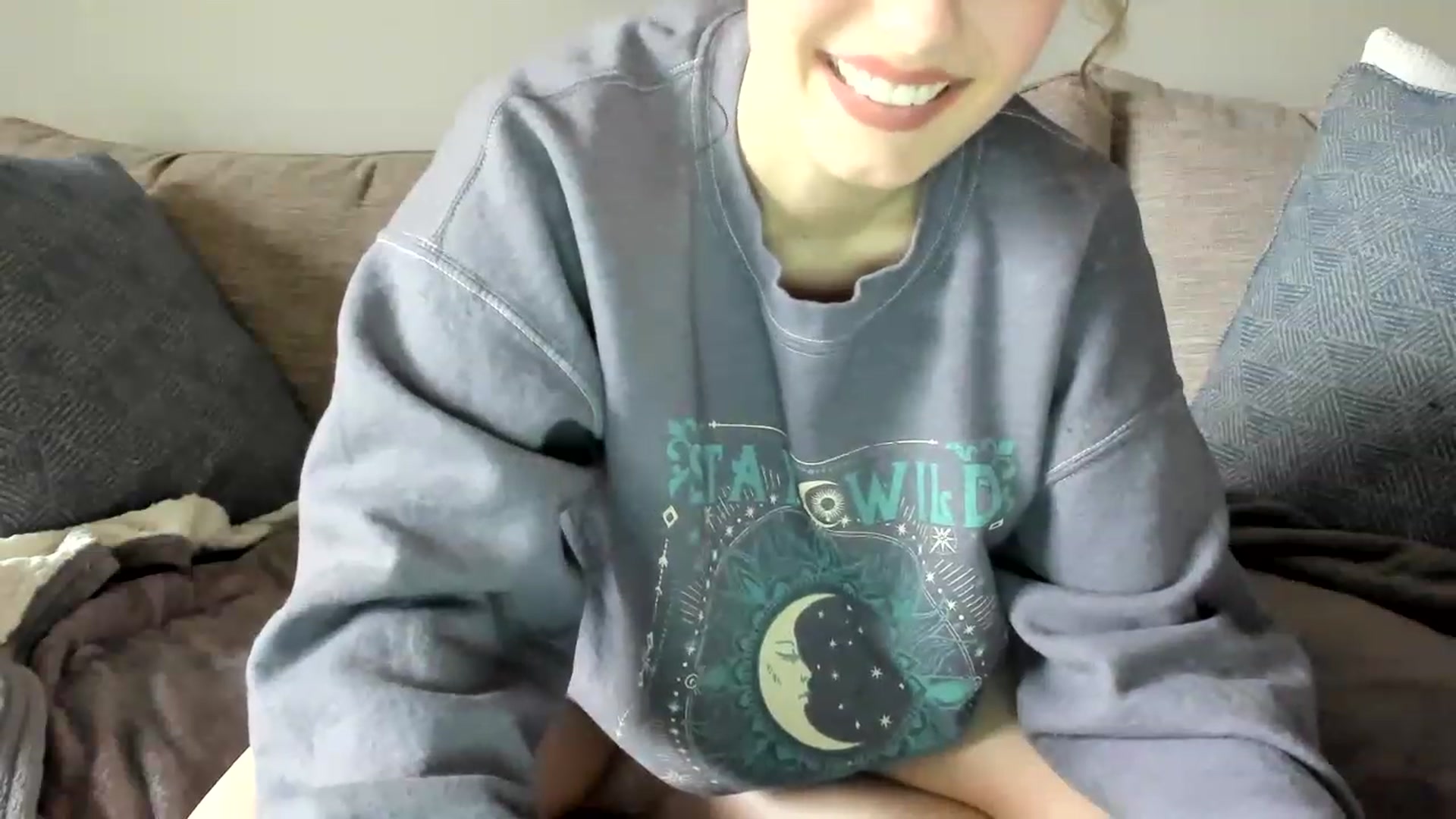 Gallery image thumbnail from JustMeKC's myfreecams stream on, 01/06/2023, 19:00 image 11 of 20