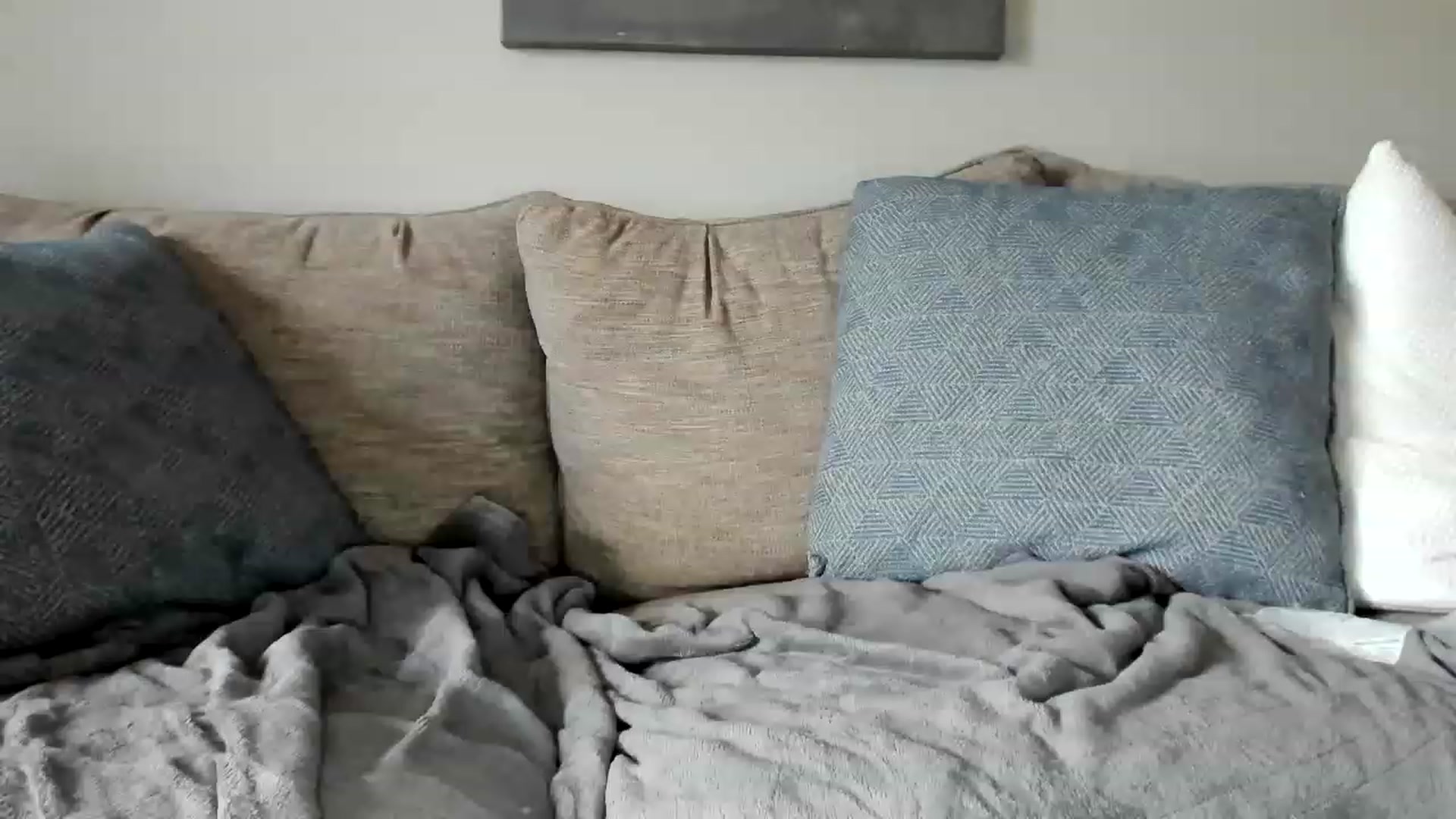 Gallery image thumbnail from JustMeKC's myfreecams stream on, 01/12/2023, 19:29 image 15 of 20