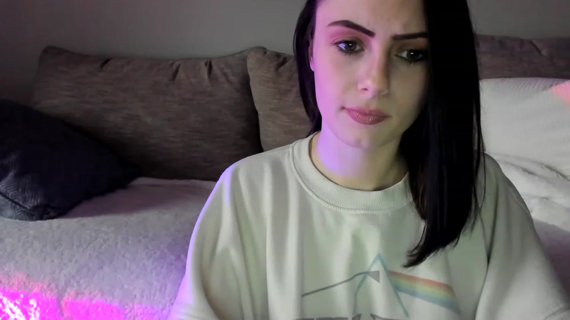 Gallery image thumbnail from JustMeKC's myfreecams stream on, 02/27/2023, 19:10 image 16 of 20