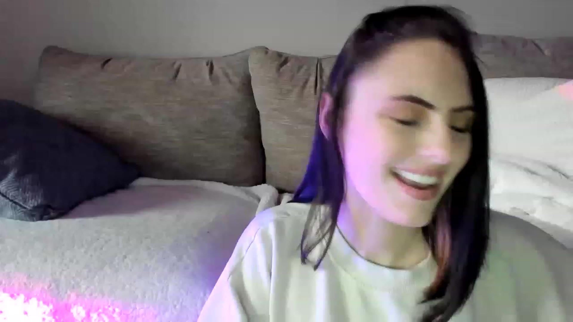 Gallery image thumbnail from JustMeKC's myfreecams stream on, 02/27/2023, 19:10 image 19 of 20