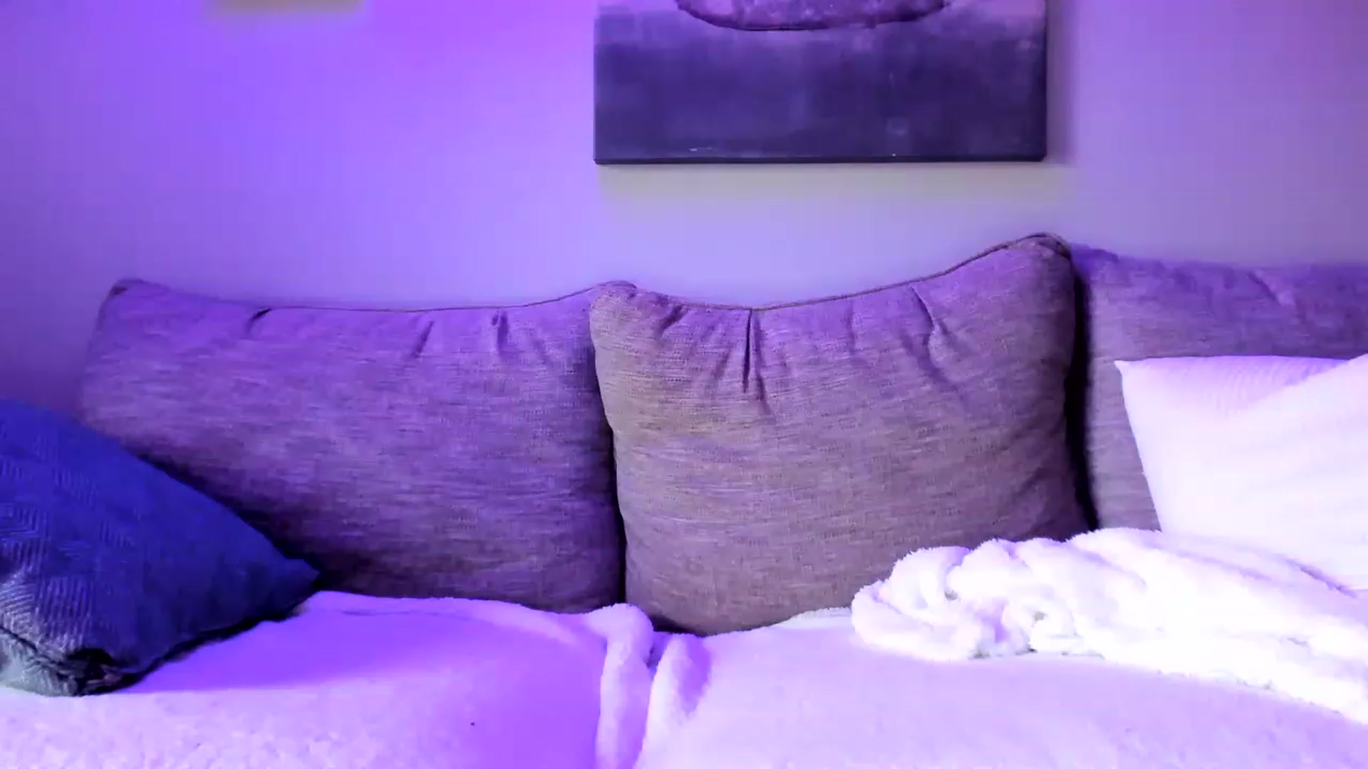 Gallery image thumbnail from JustMeKC's myfreecams stream on, 02/27/2023, 20:25 image 20 of 20