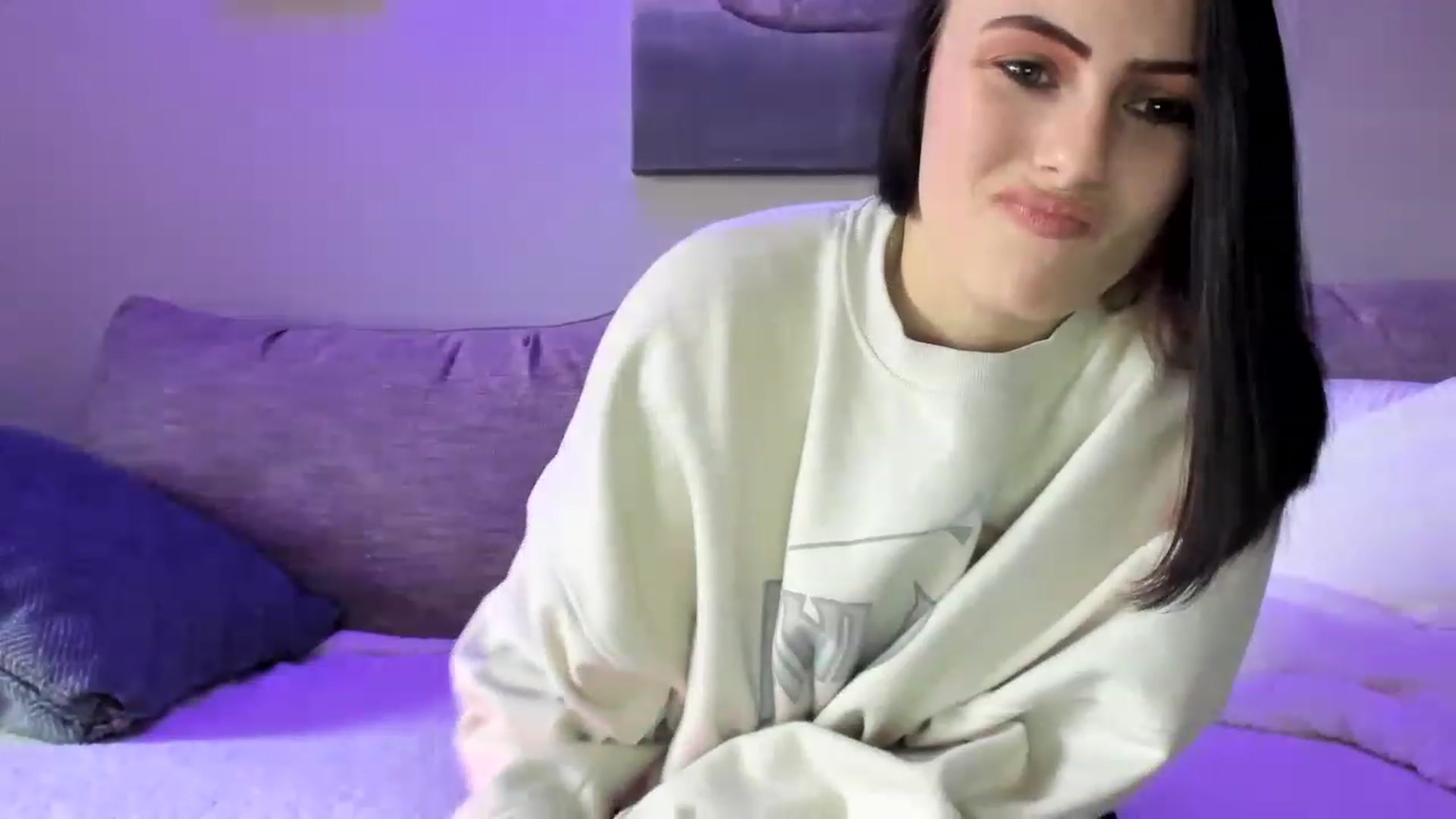 Gallery image thumbnail from JustMeKC's myfreecams stream on, 02/27/2023, 20:25 image 16 of 20