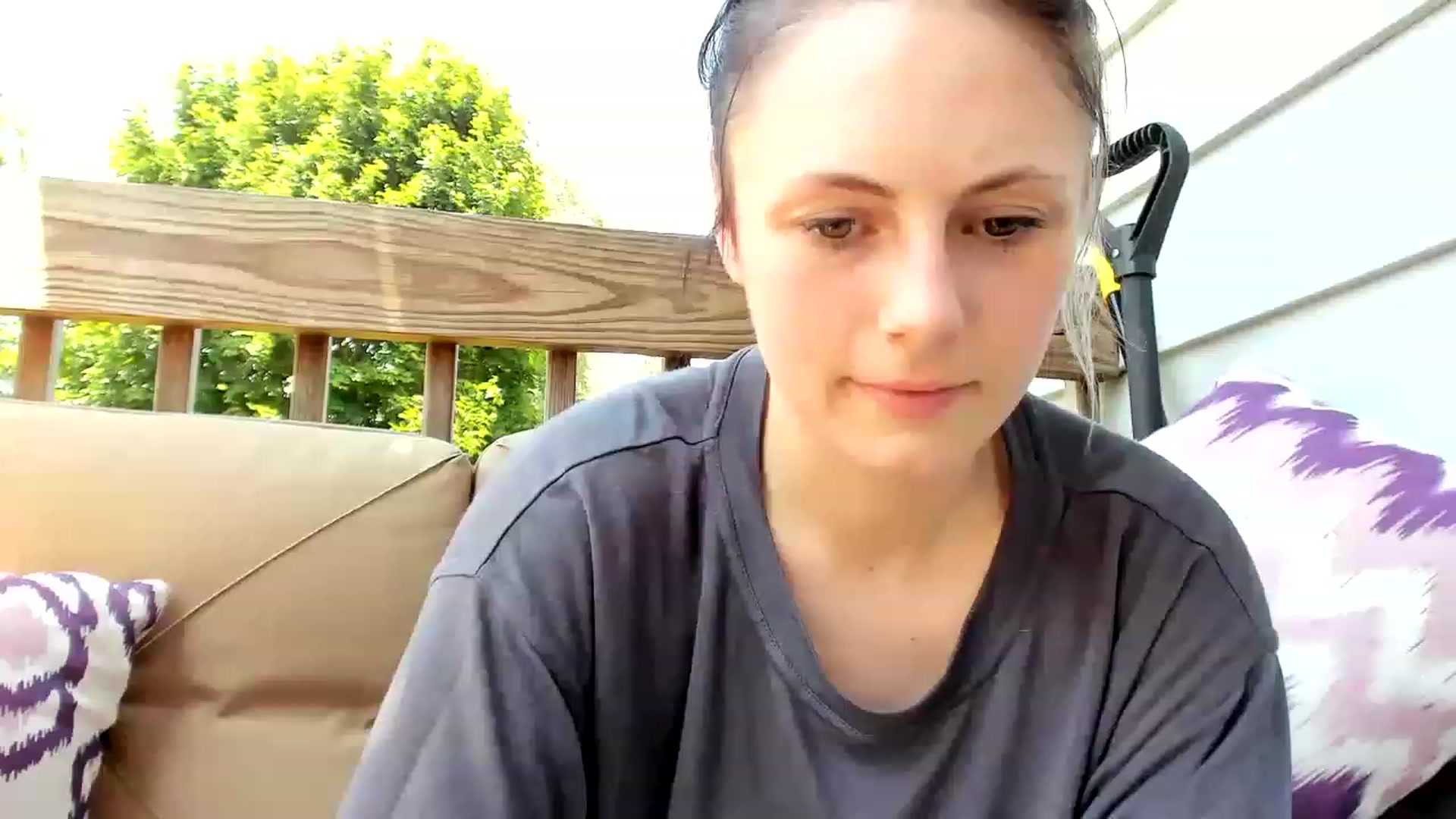 Gallery image thumbnail from JustMeKC's myfreecams stream on, 06/25/2023, 17:09 image 12 of 20