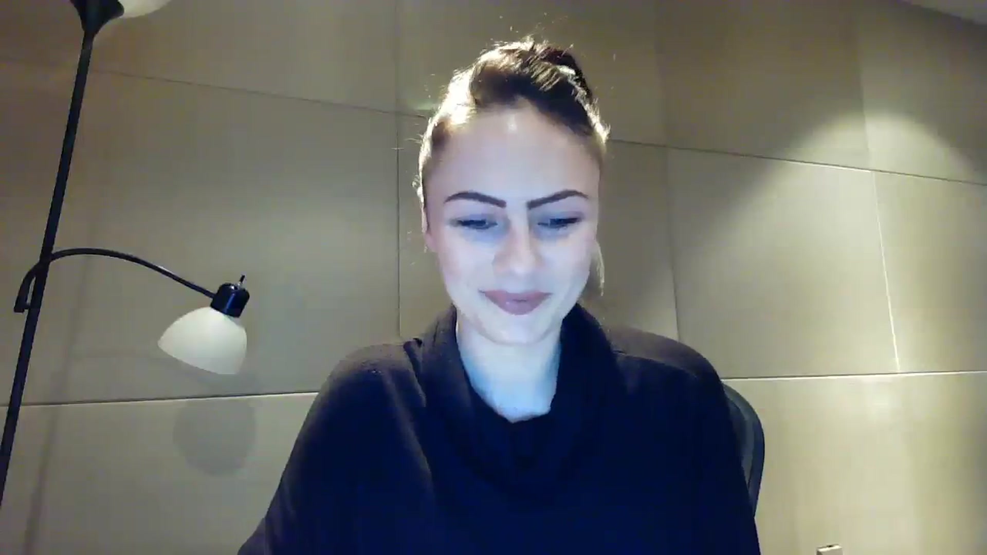 Gallery image thumbnail from JustMeKC's myfreecams stream on, 08/16/2023, 19:26 image 18 of 20