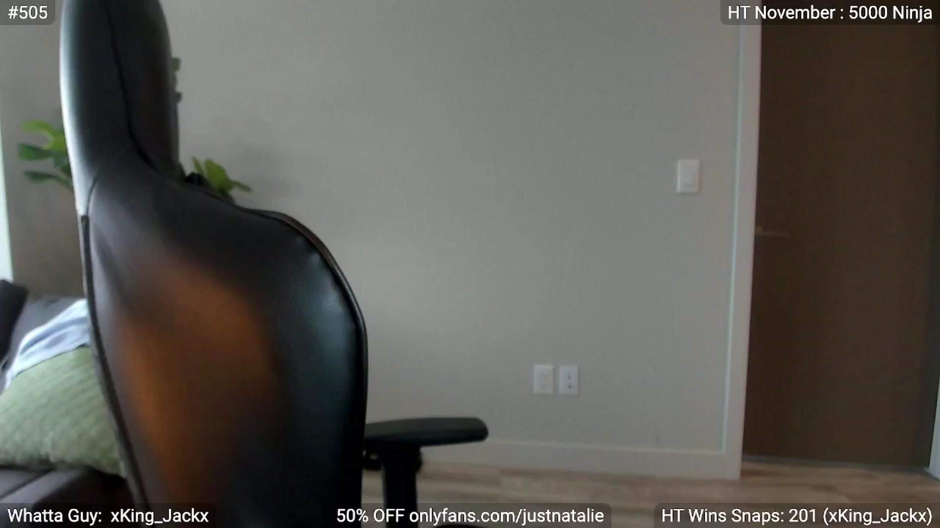 Gallery image thumbnail from JustNatalie's myfreecams stream on, 11/16/2022, 19:11 image 20 of 20