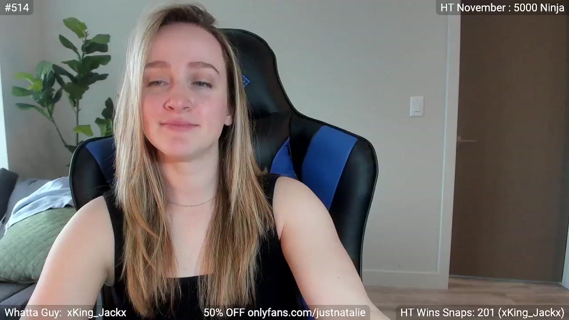 Gallery image thumbnail from JustNatalie's myfreecams stream on, 11/16/2022, 19:11 image 14 of 20