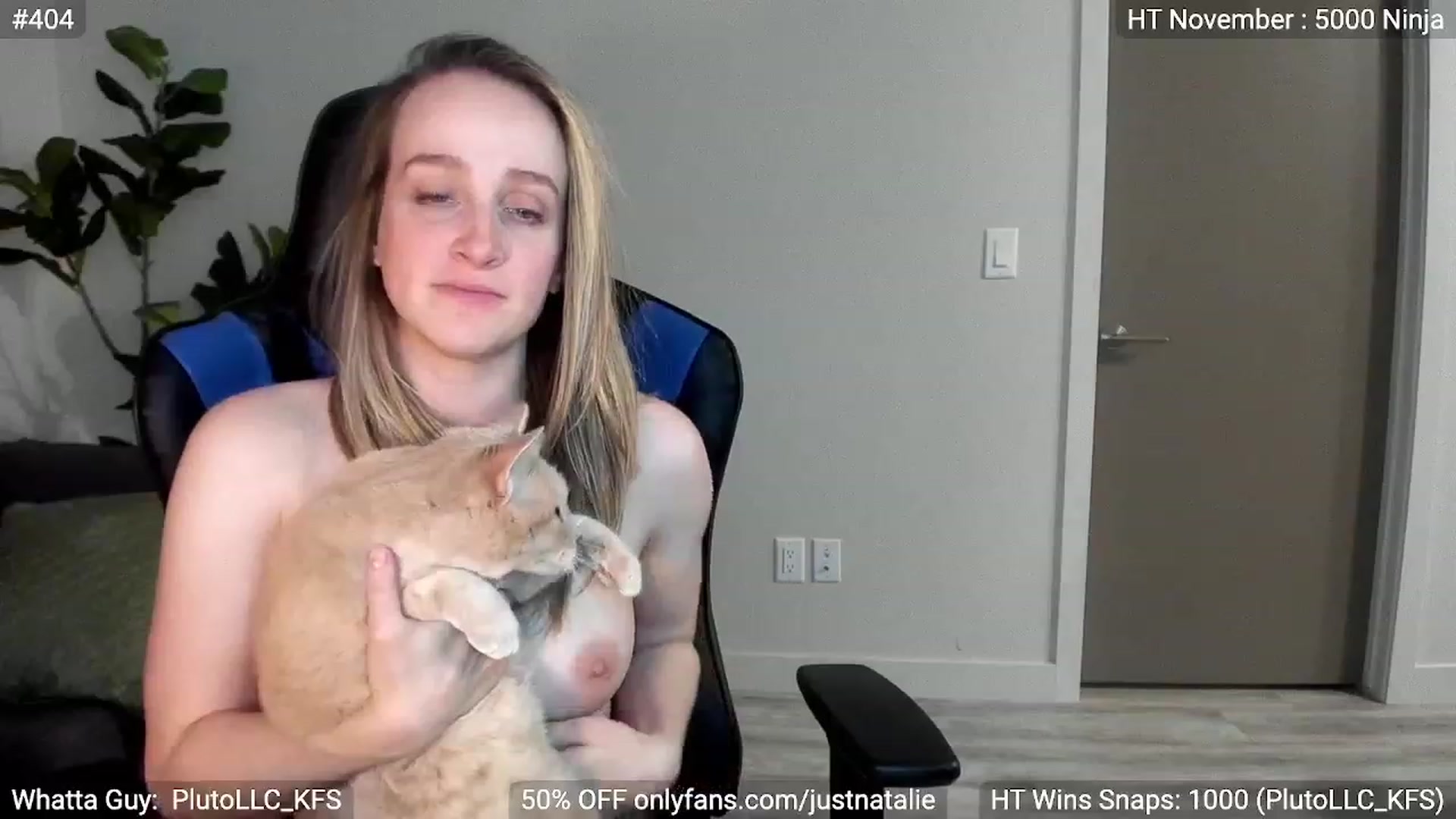 Gallery image thumbnail from JustNatalie's myfreecams stream on, 11/17/2022, 02:46 image 19 of 20