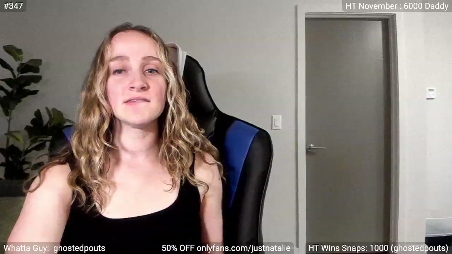 Gallery image thumbnail from JustNatalie's myfreecams stream on, 11/20/2022, 01:00 image 16 of 20