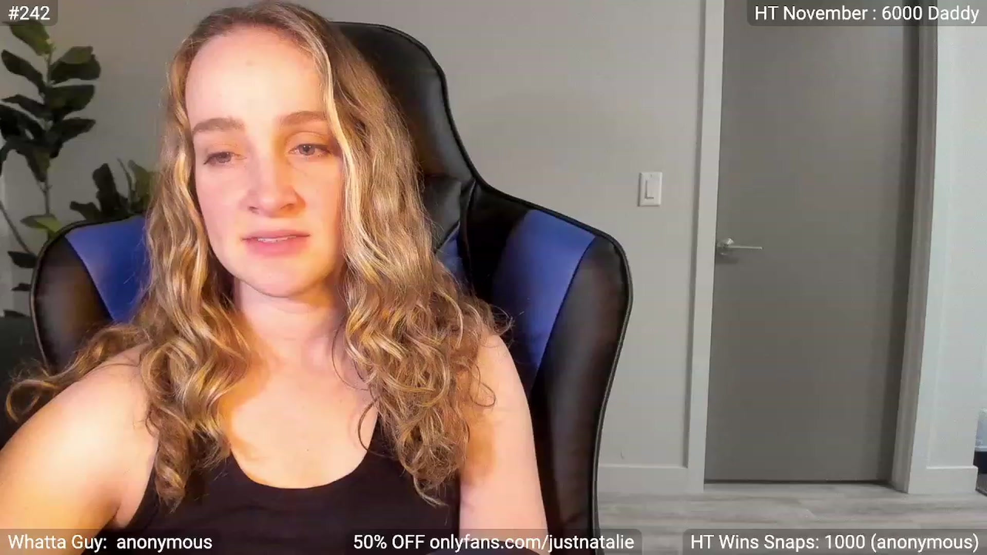 Gallery image thumbnail from JustNatalie's myfreecams stream on, 11/23/2022, 01:36 image 18 of 20