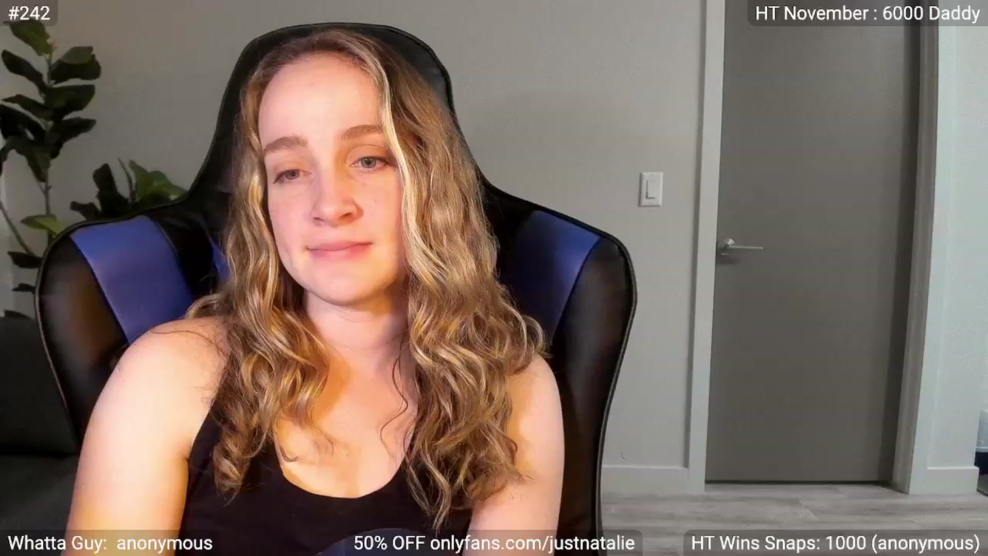 Gallery image thumbnail from JustNatalie's myfreecams stream on, 11/23/2022, 01:36 image 20 of 20