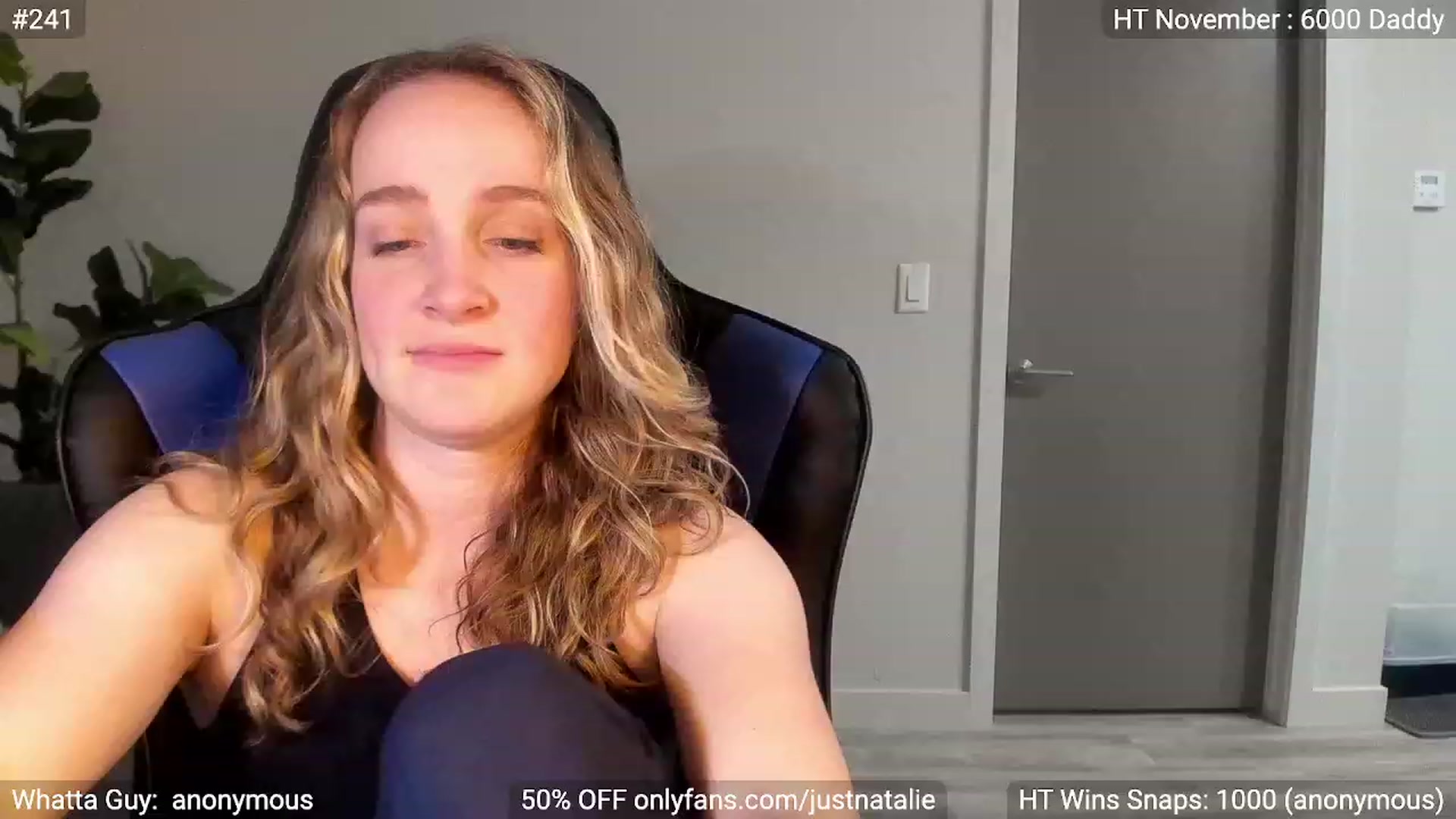 Gallery image thumbnail from JustNatalie's myfreecams stream on, 11/23/2022, 01:36 image 4 of 20