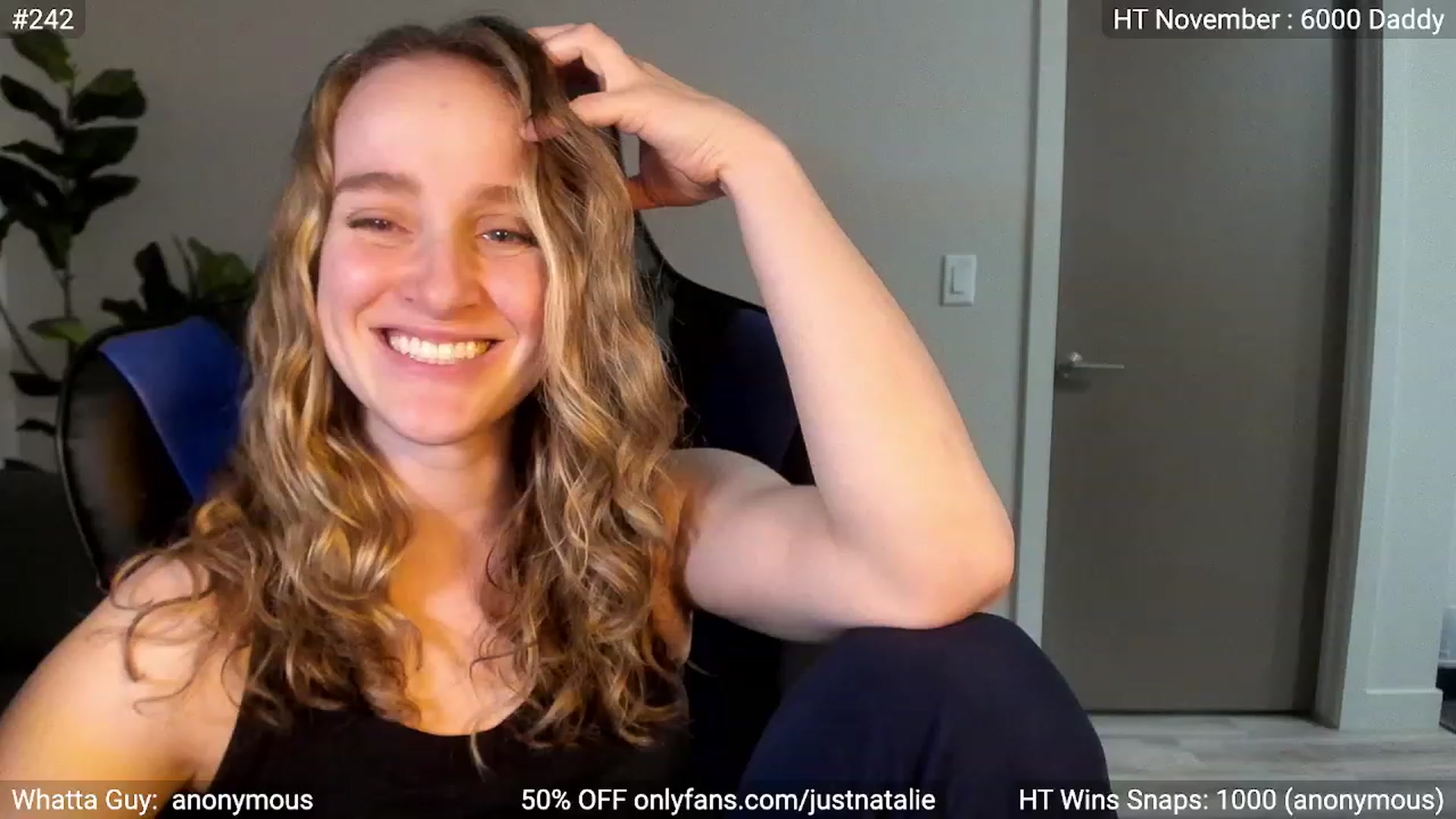 Gallery image thumbnail from JustNatalie's myfreecams stream on, 11/23/2022, 01:36 image 17 of 20