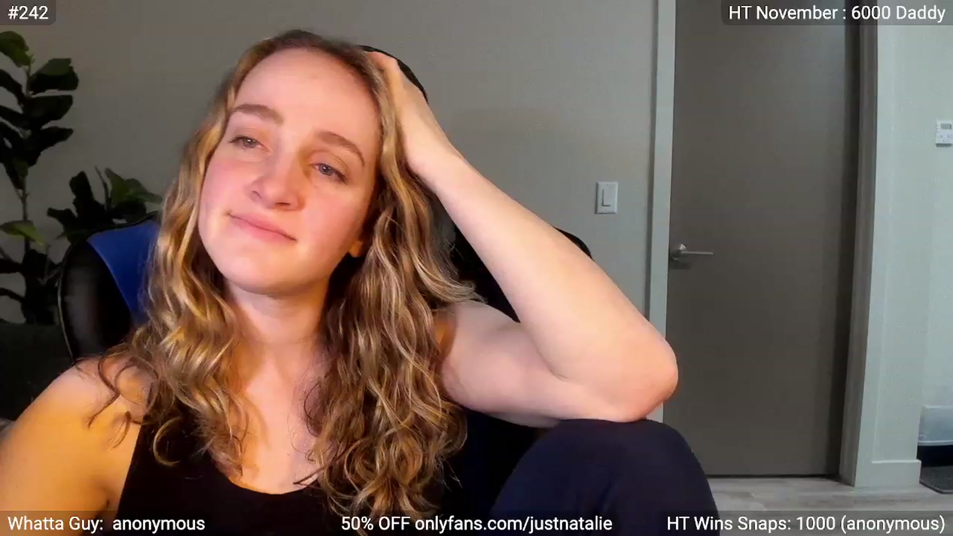 Gallery image thumbnail from JustNatalie's myfreecams stream on, 11/23/2022, 01:36 image 13 of 20