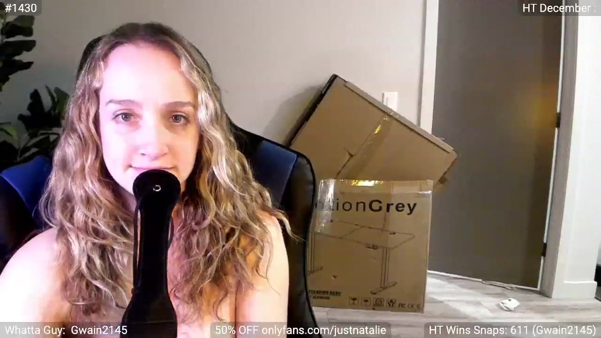 Gallery image thumbnail from JustNatalie's myfreecams stream on, 12/06/2022, 23:59 image 17 of 20