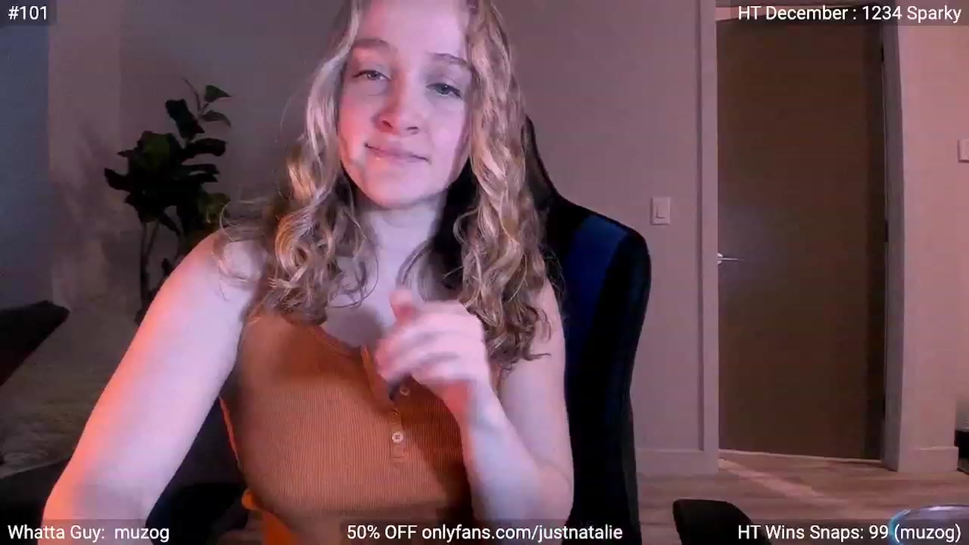 Gallery image thumbnail from JustNatalie's myfreecams stream on, 01/06/2023, 24:15 image 8 of 20