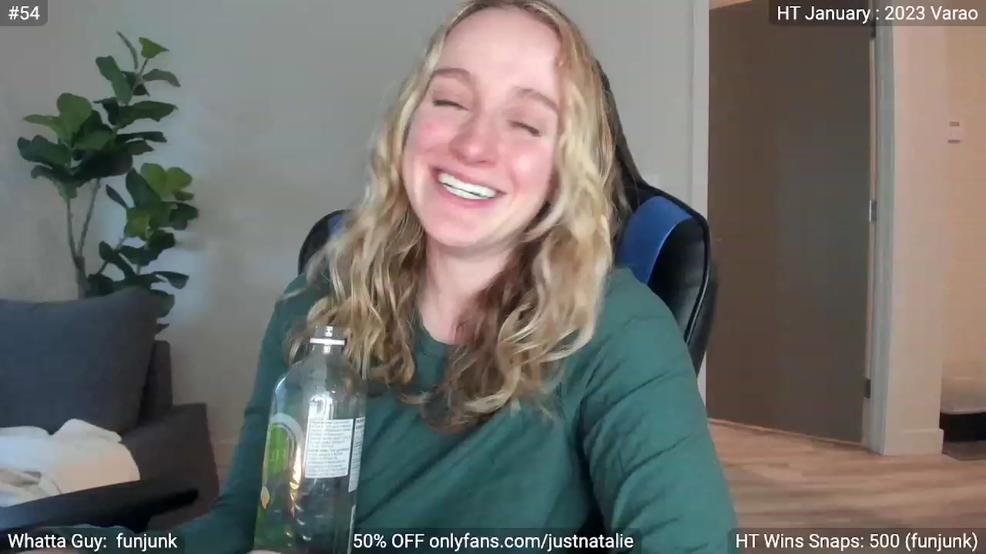 Gallery image thumbnail from JustNatalie's myfreecams stream on, 01/07/2023, 23:02 image 8 of 20