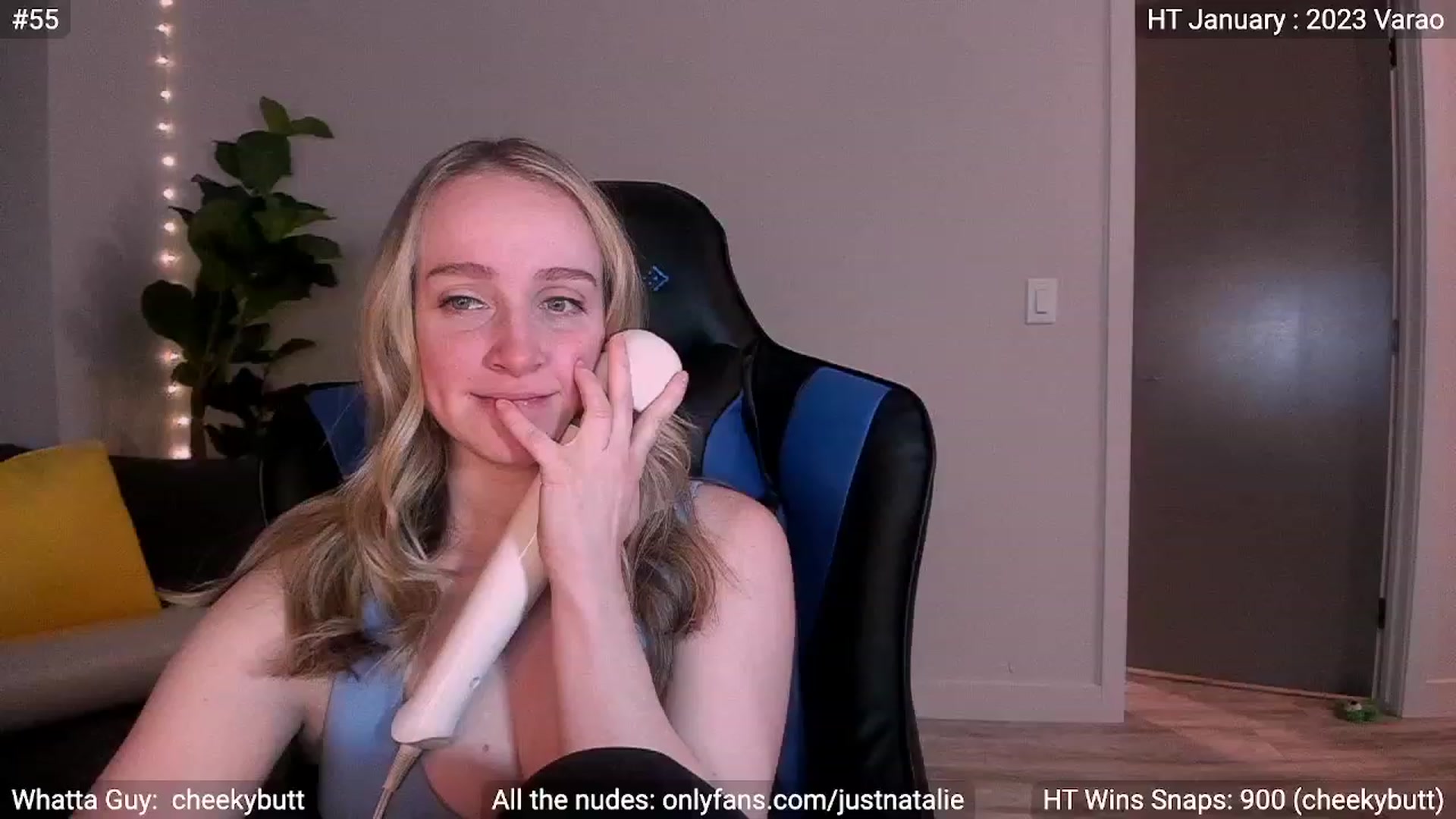 Gallery image thumbnail from JustNatalie's myfreecams stream on, 01/19/2023, 02:36 image 20 of 20