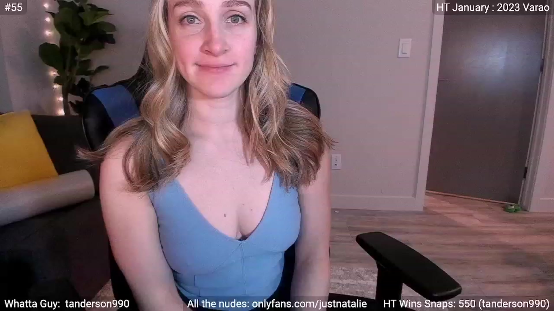 Gallery image thumbnail from JustNatalie's myfreecams stream on, 01/19/2023, 02:36 image 10 of 20