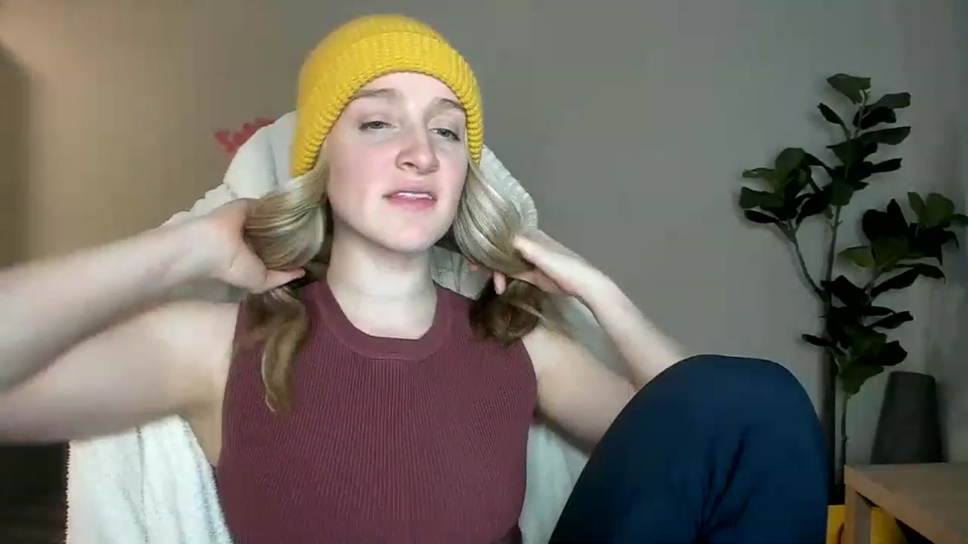 Gallery image thumbnail from JustNatalie's myfreecams stream on, 01/28/2023, 24:35 image 6 of 20