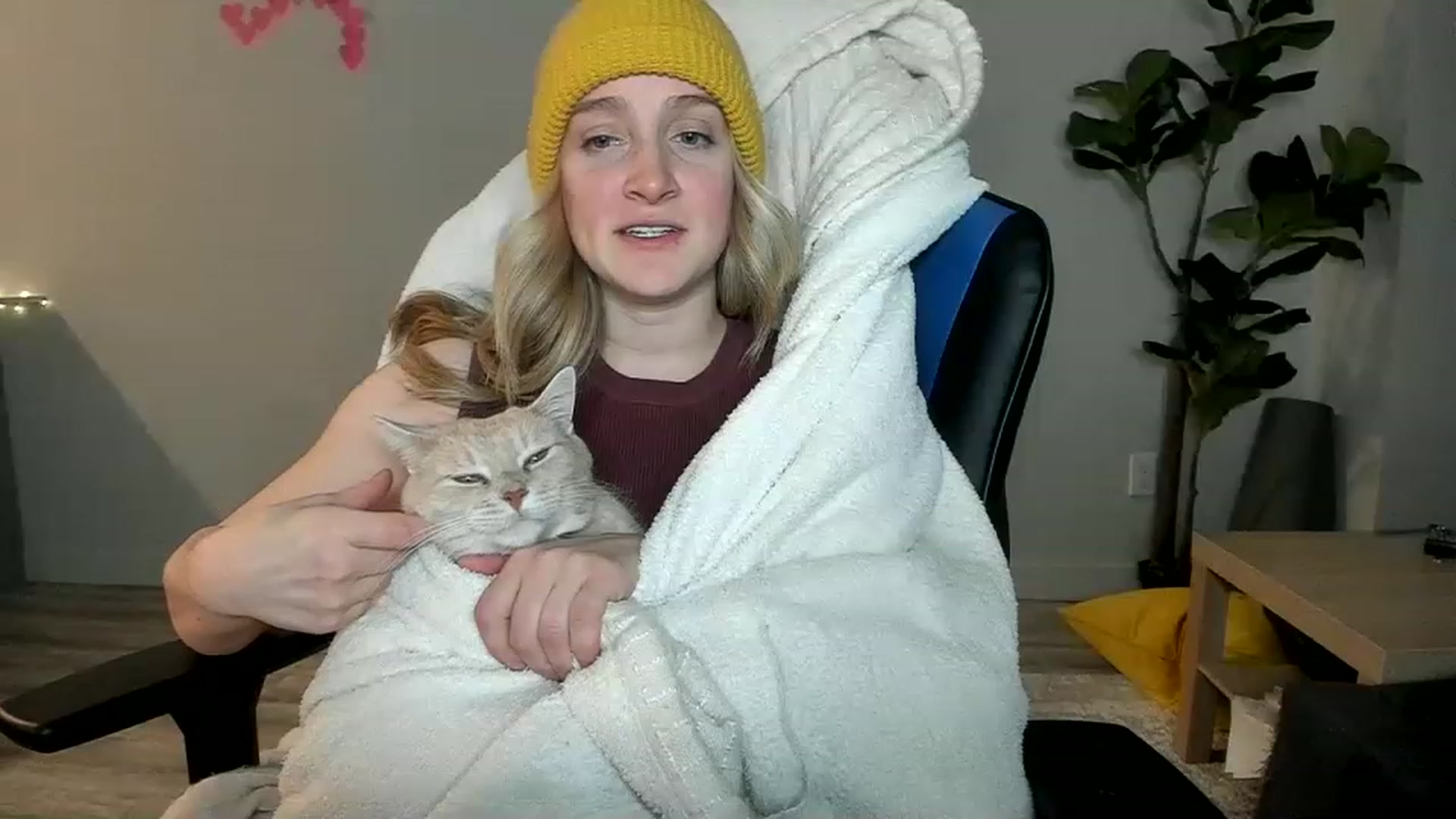 Gallery image thumbnail from JustNatalie's myfreecams stream on, 01/28/2023, 01:25 image 9 of 20