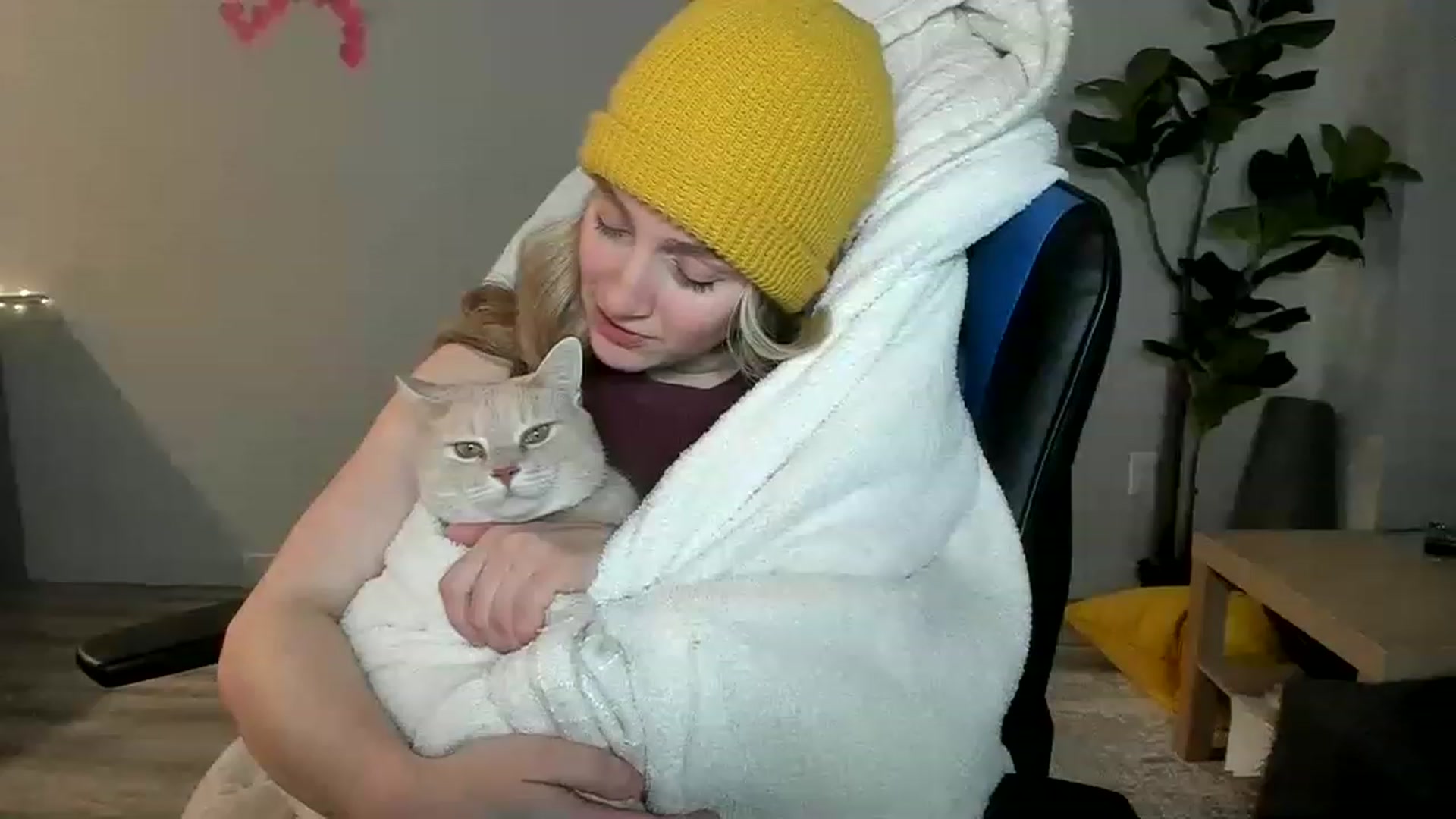 Gallery image thumbnail from JustNatalie's myfreecams stream on, 01/28/2023, 01:25 image 8 of 20