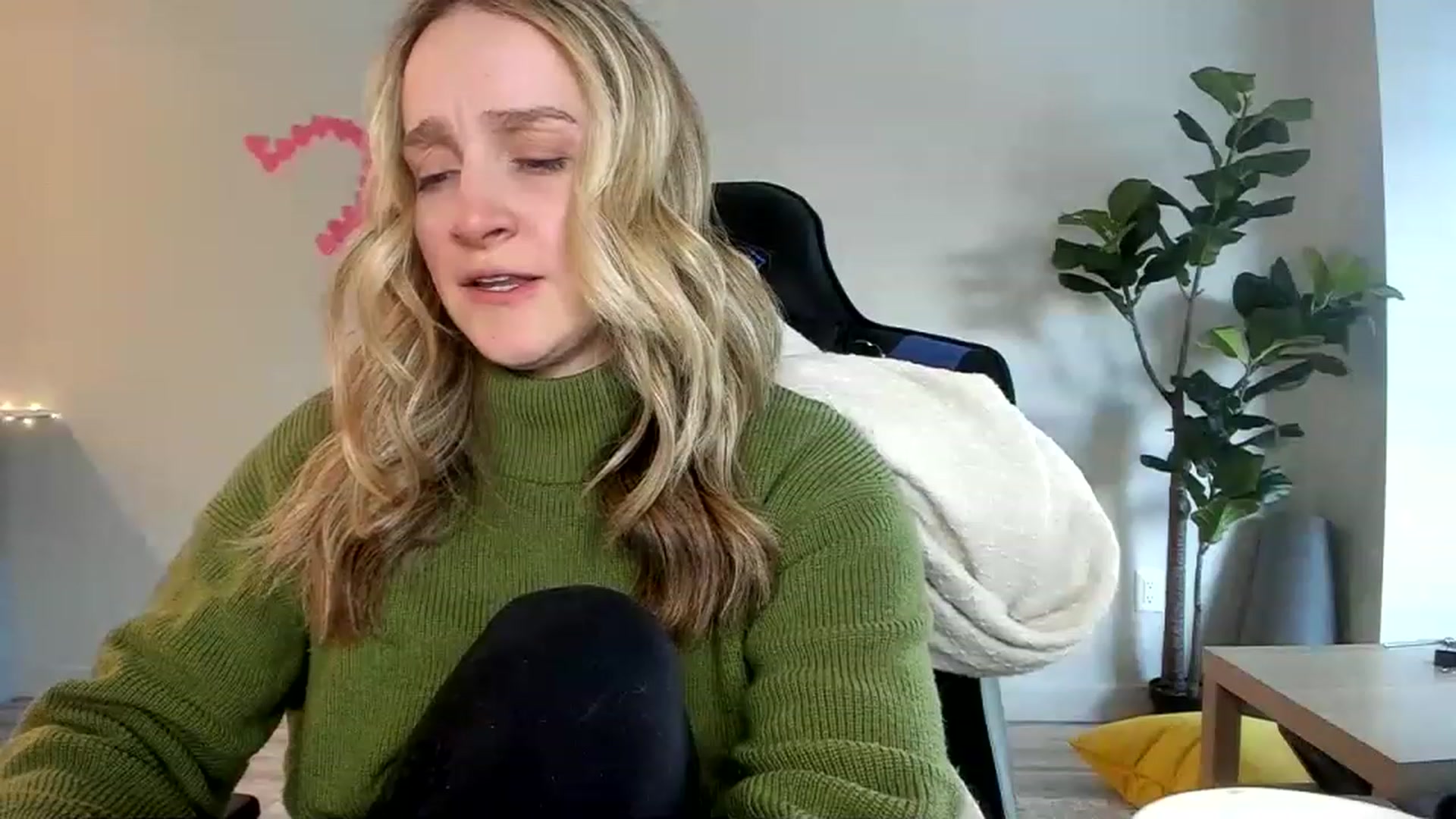 Gallery image thumbnail from JustNatalie's myfreecams stream on, 01/28/2023, 18:07 image 8 of 20