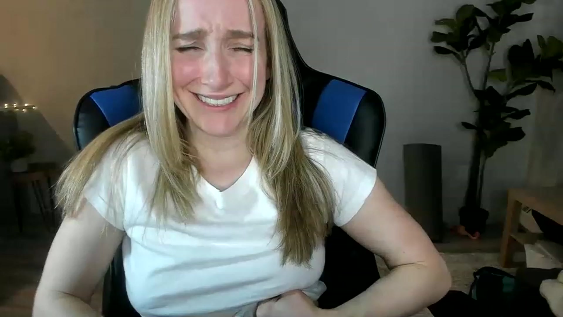 Gallery image thumbnail from JustNatalie's myfreecams stream on, 02/03/2023, 01:27 image 18 of 20