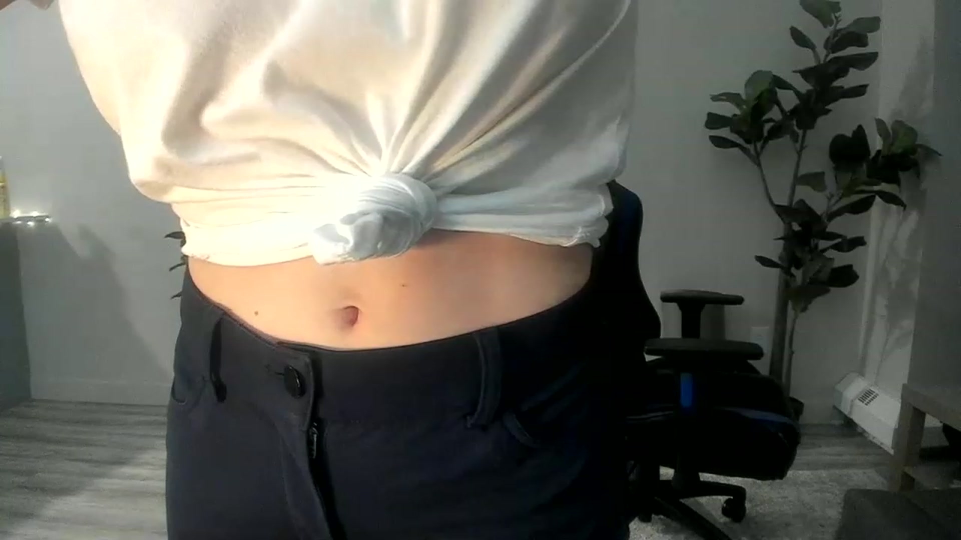 Gallery image thumbnail from JustNatalie's myfreecams stream on, 02/08/2023, 02:12 image 5 of 20