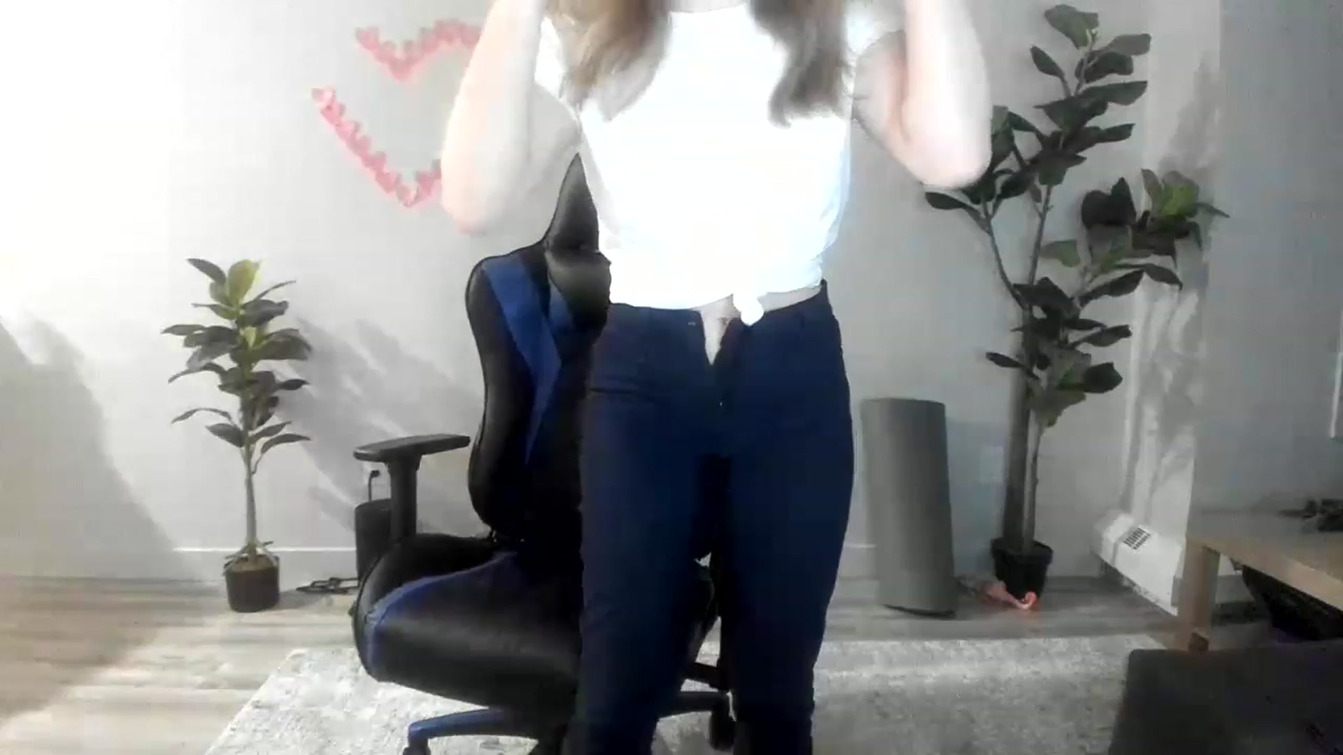Gallery image thumbnail from JustNatalie's myfreecams stream on, 02/08/2023, 03:12 image 8 of 20