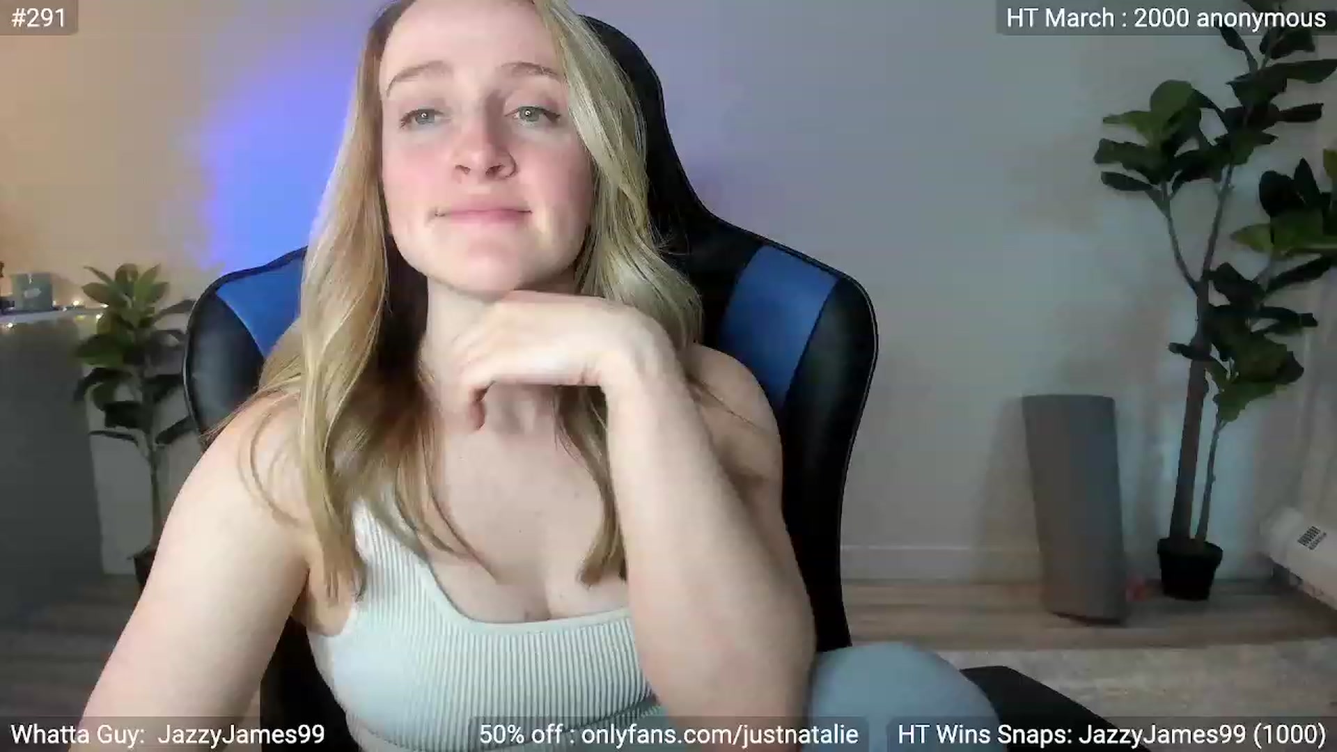 Gallery image thumbnail from JustNatalie's myfreecams stream on, 03/06/2023, 24:57 image 14 of 20