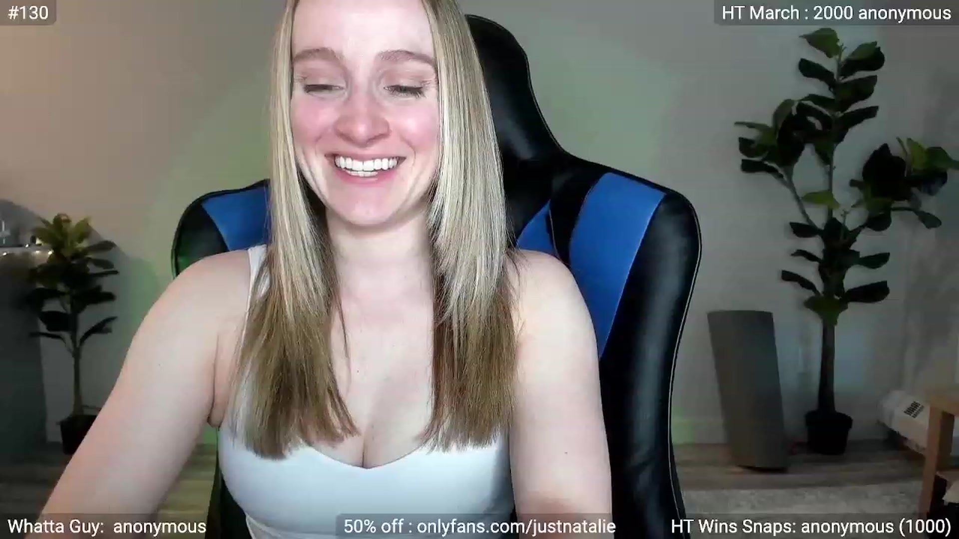 Gallery image thumbnail from JustNatalie's myfreecams stream on, 03/19/2023, 01:38 image 15 of 20
